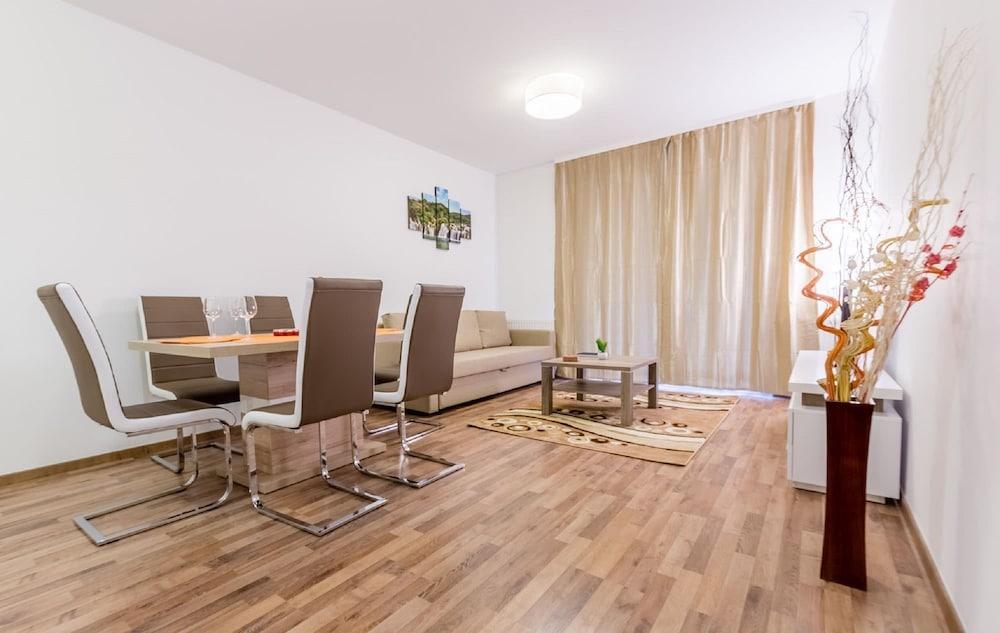 Hotel Corvin 3*