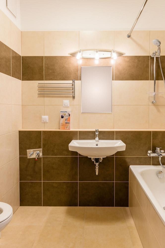 Hotel Corvin 3*