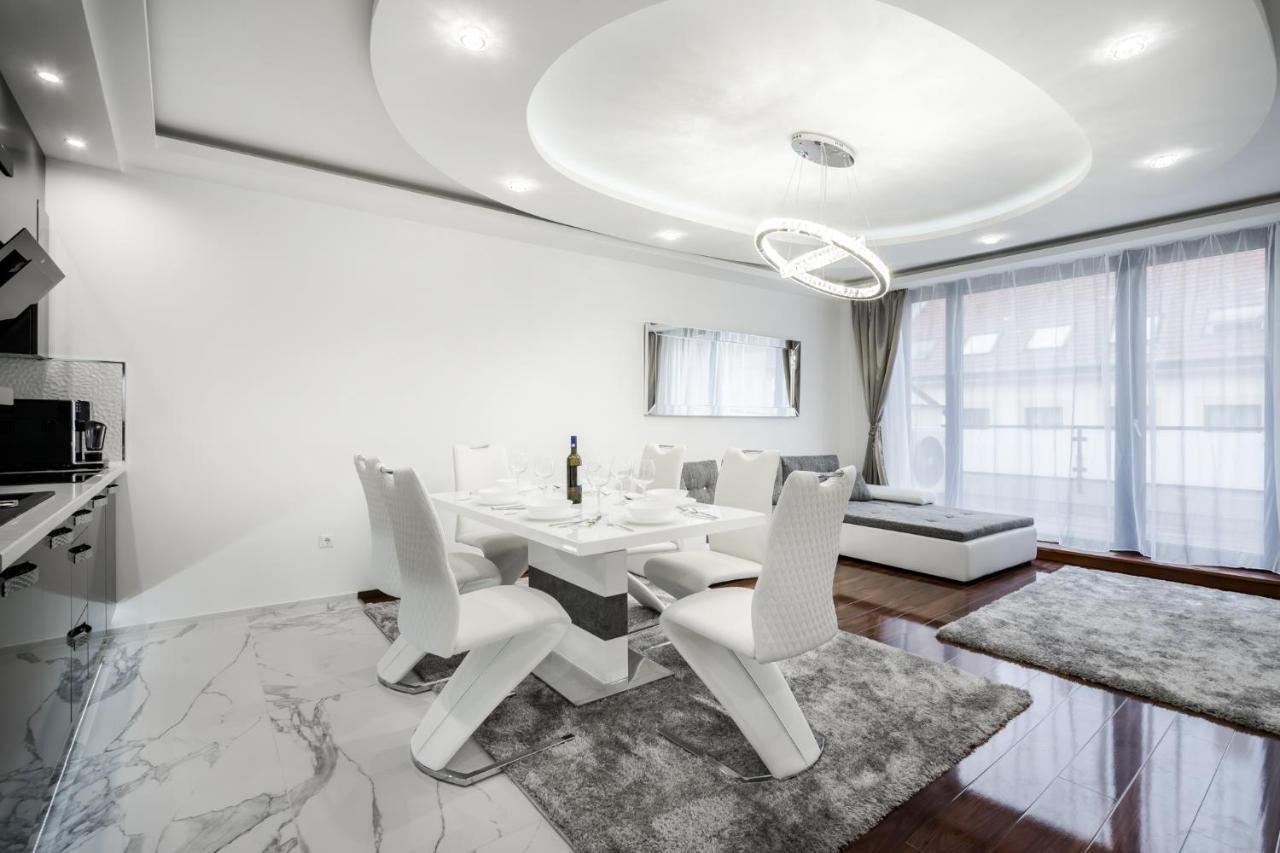 Kiraly 44 Luxury With Free Parking Apartment