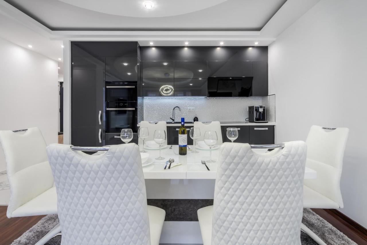 Kiraly 44 Luxury With Free Parking