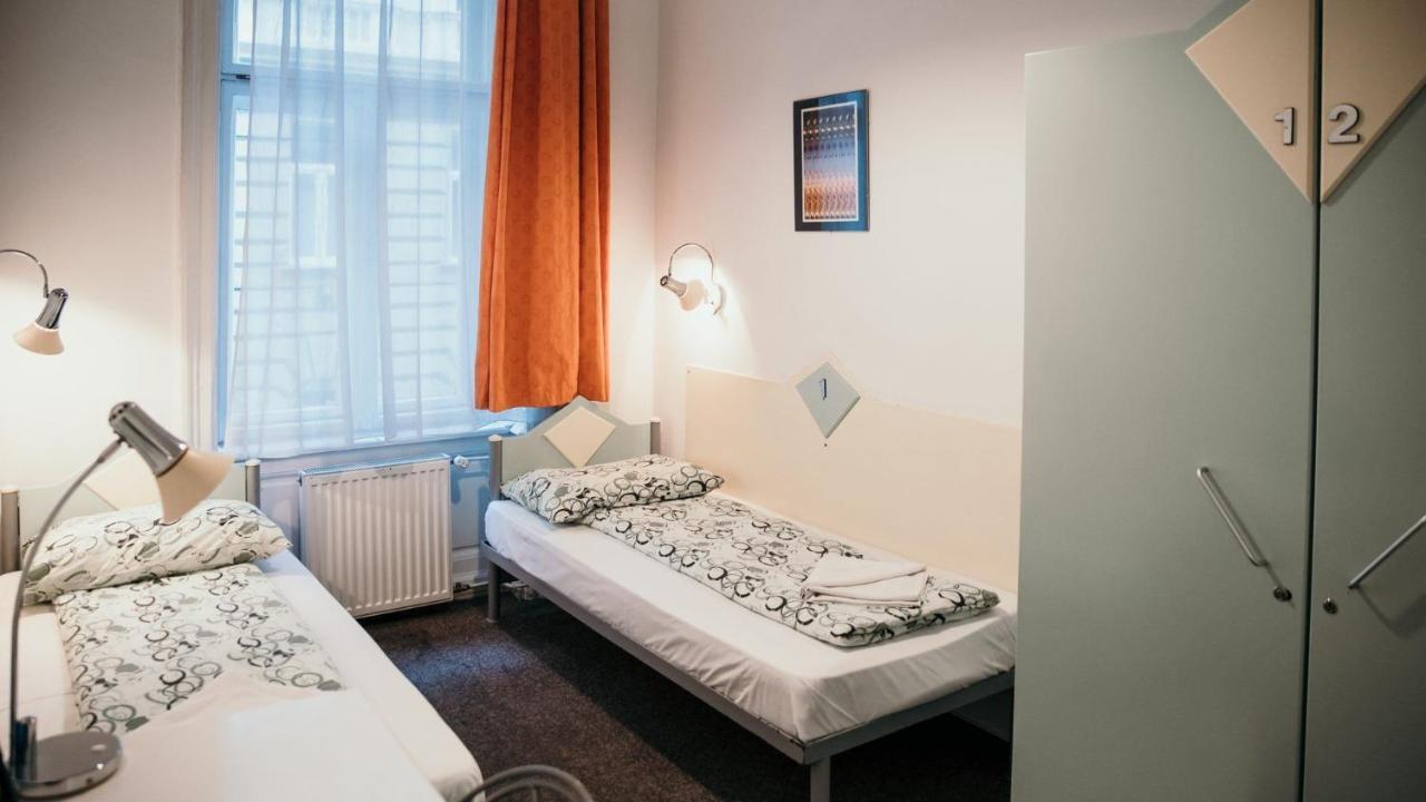 Mp Hostal *