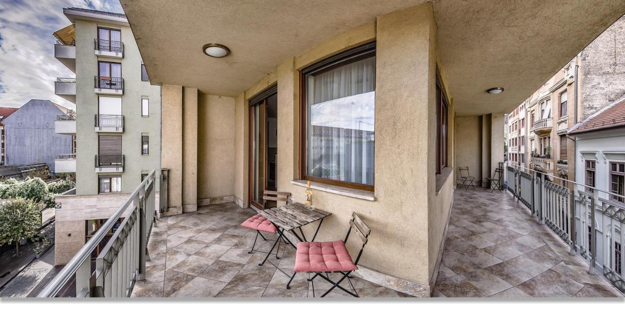 Apartahotel Urban Gozsdu 3*