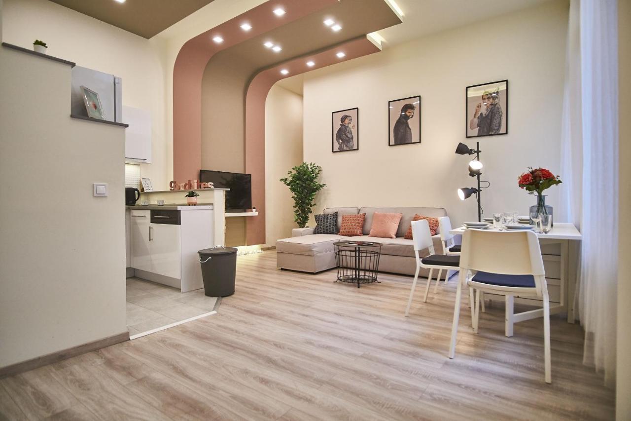 Apartman F4 Design Apartment-