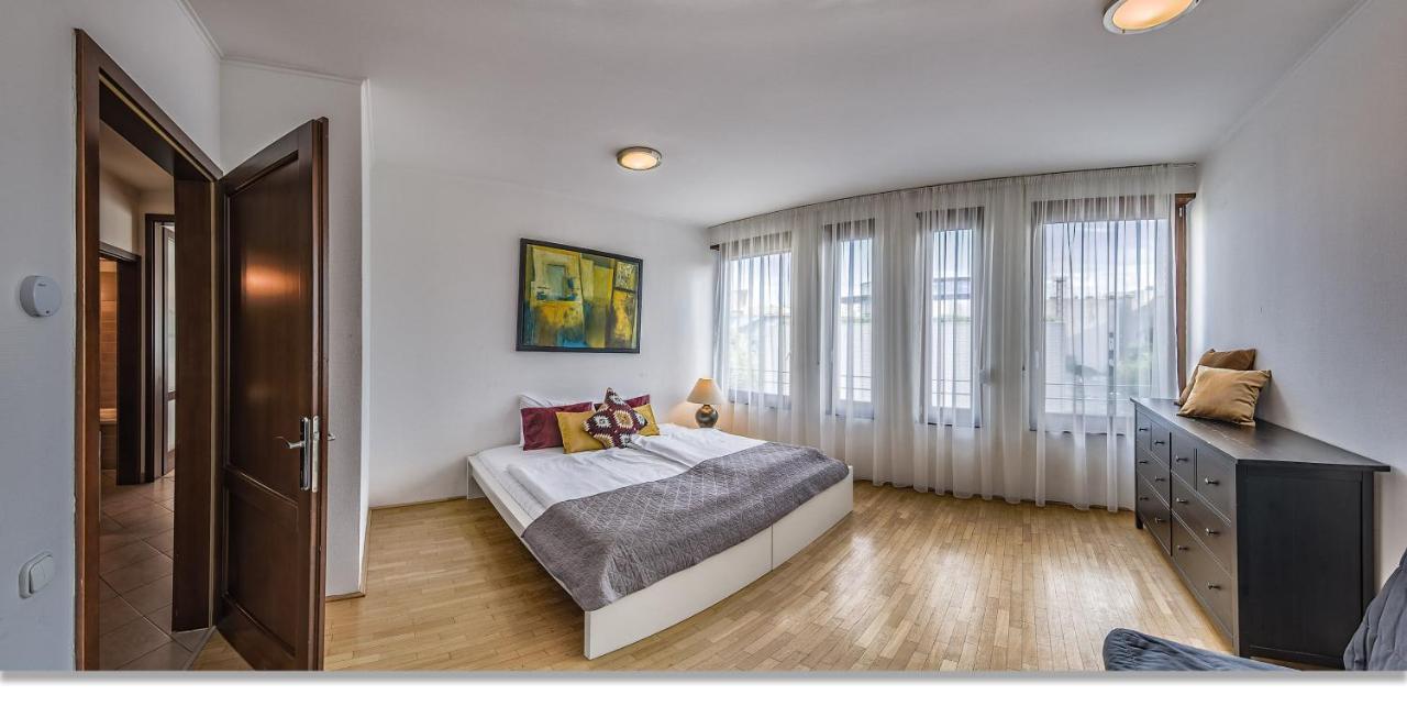 Urban Gozsdu Apartahotel 3*