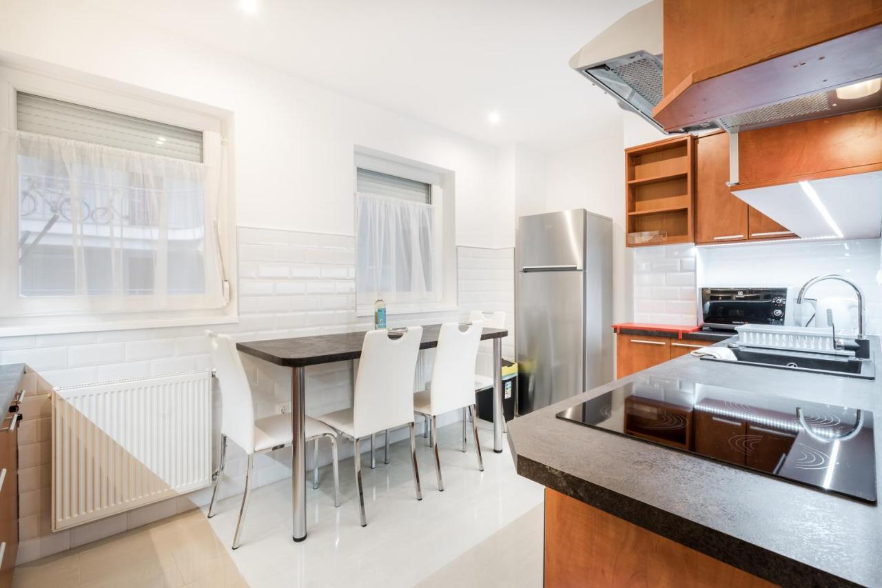 Bpr Garay With Rooftop Terrace & A/c Lejlighed