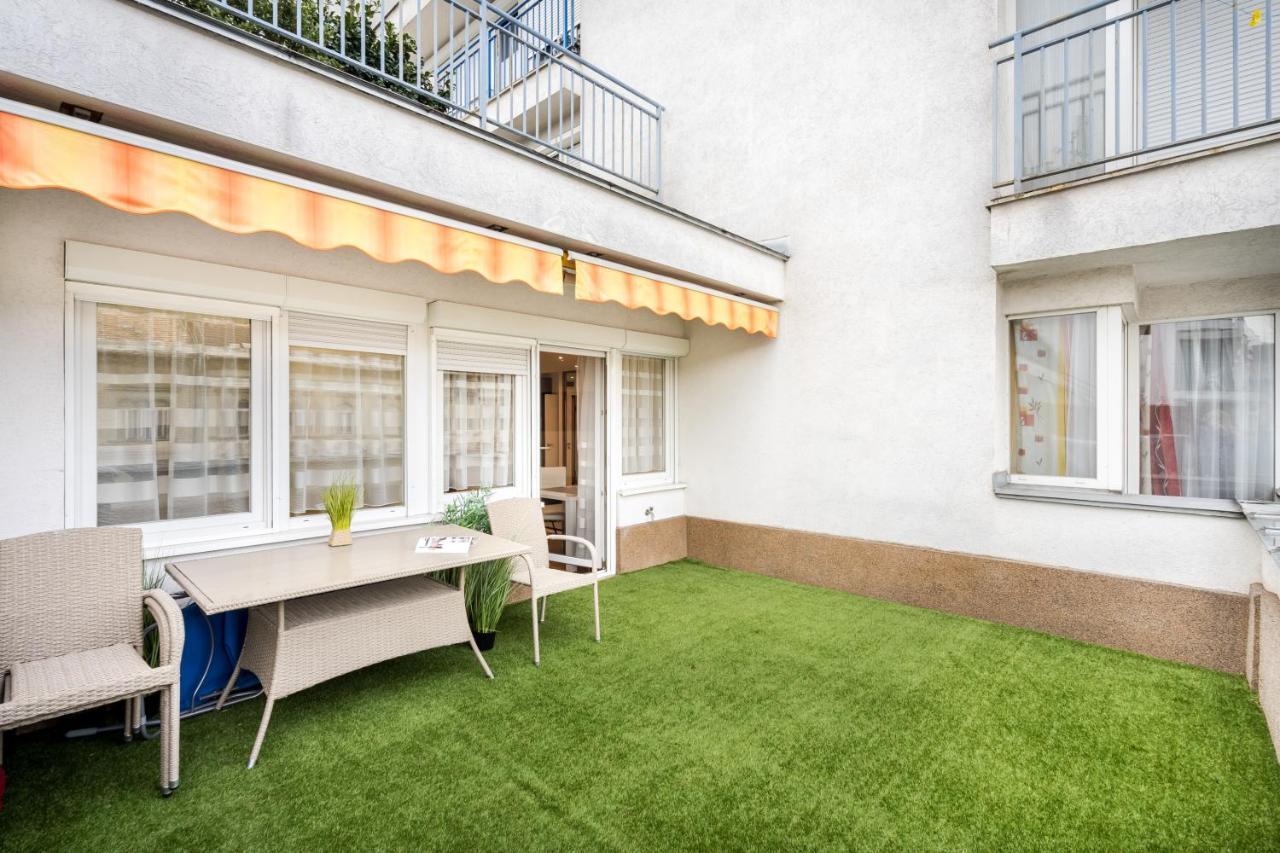 Bpr Garay With Rooftop Terrace & A/c * Budapest