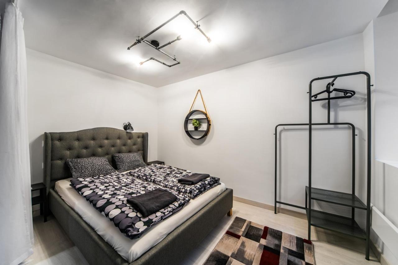 Király 28 Fsz Center 2 Bedroom With Aircon Apartamento *