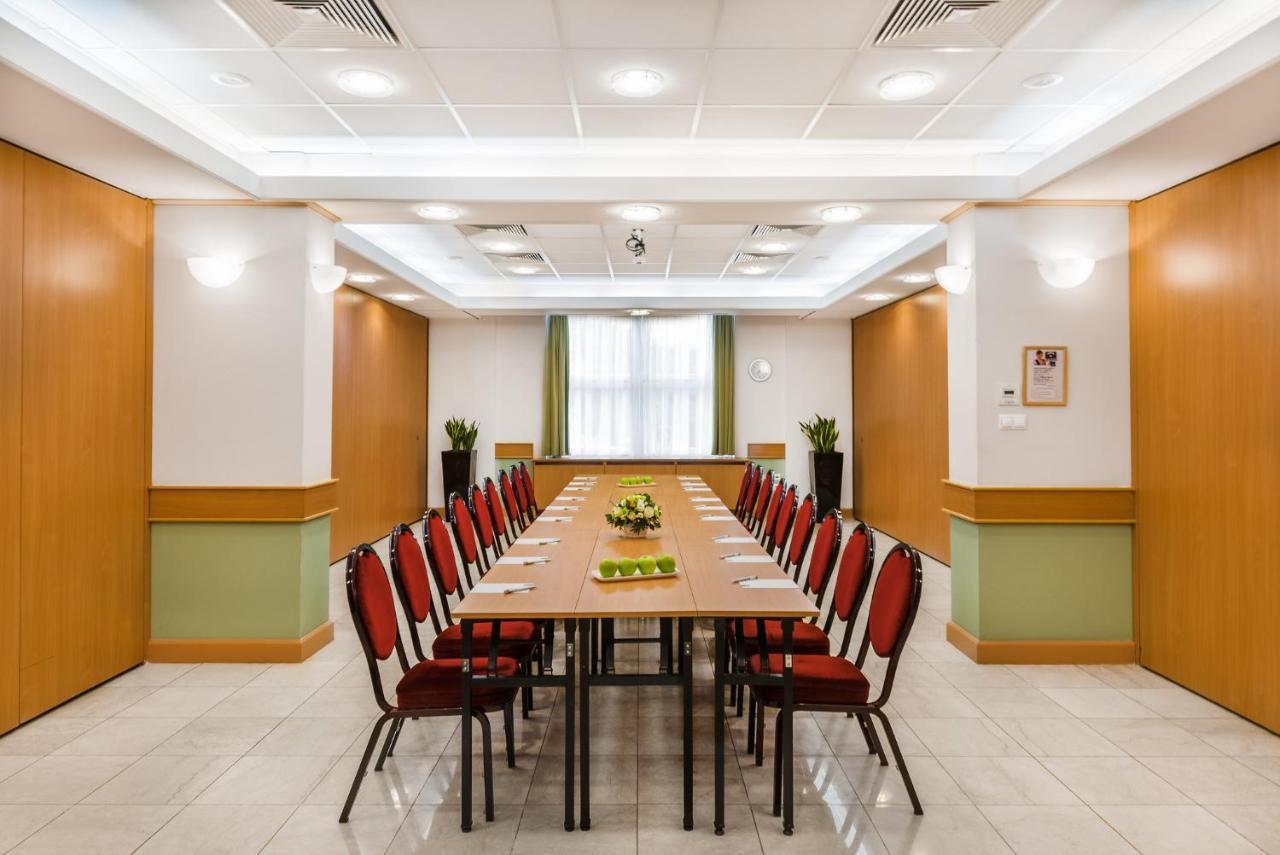 Danubius Arena Hotel