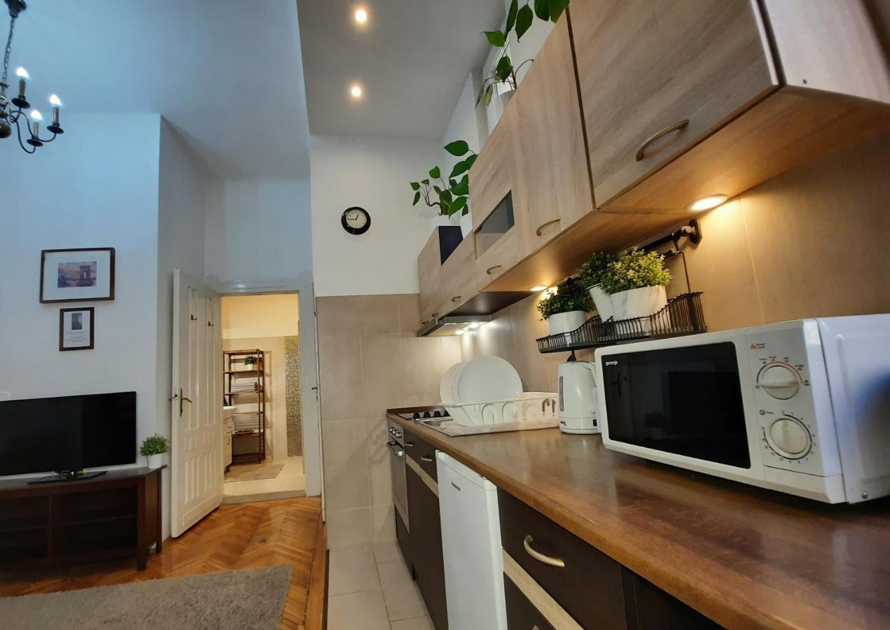 Gold Apartamento Budapest