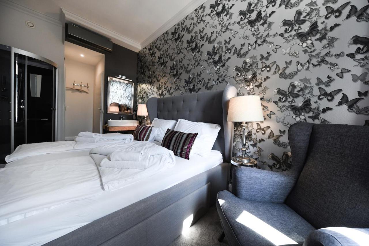 Hotel Blue Velvet 3*