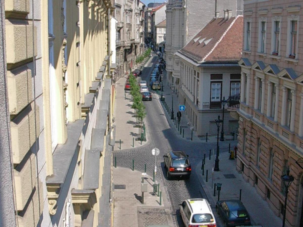 Belváros Apartamento *