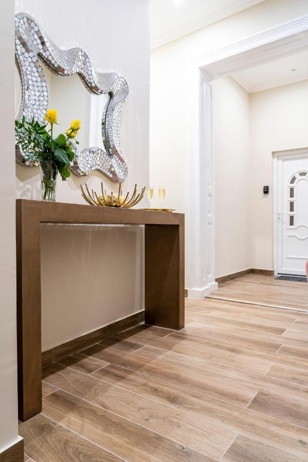 City Centre Deluxe Apartment
