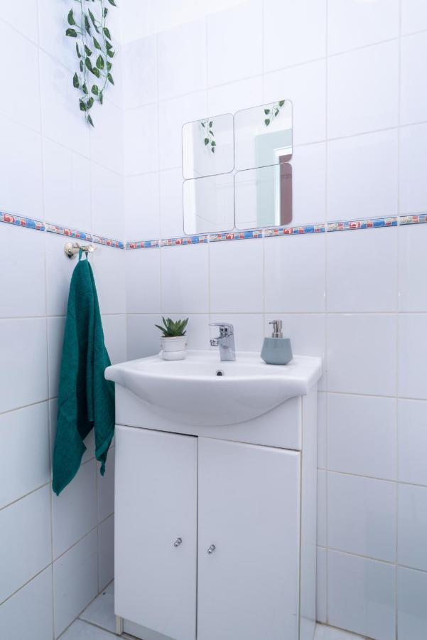 Cozy Boho Apartment, Super Central, Parliament, Netflix Apartment Budapest