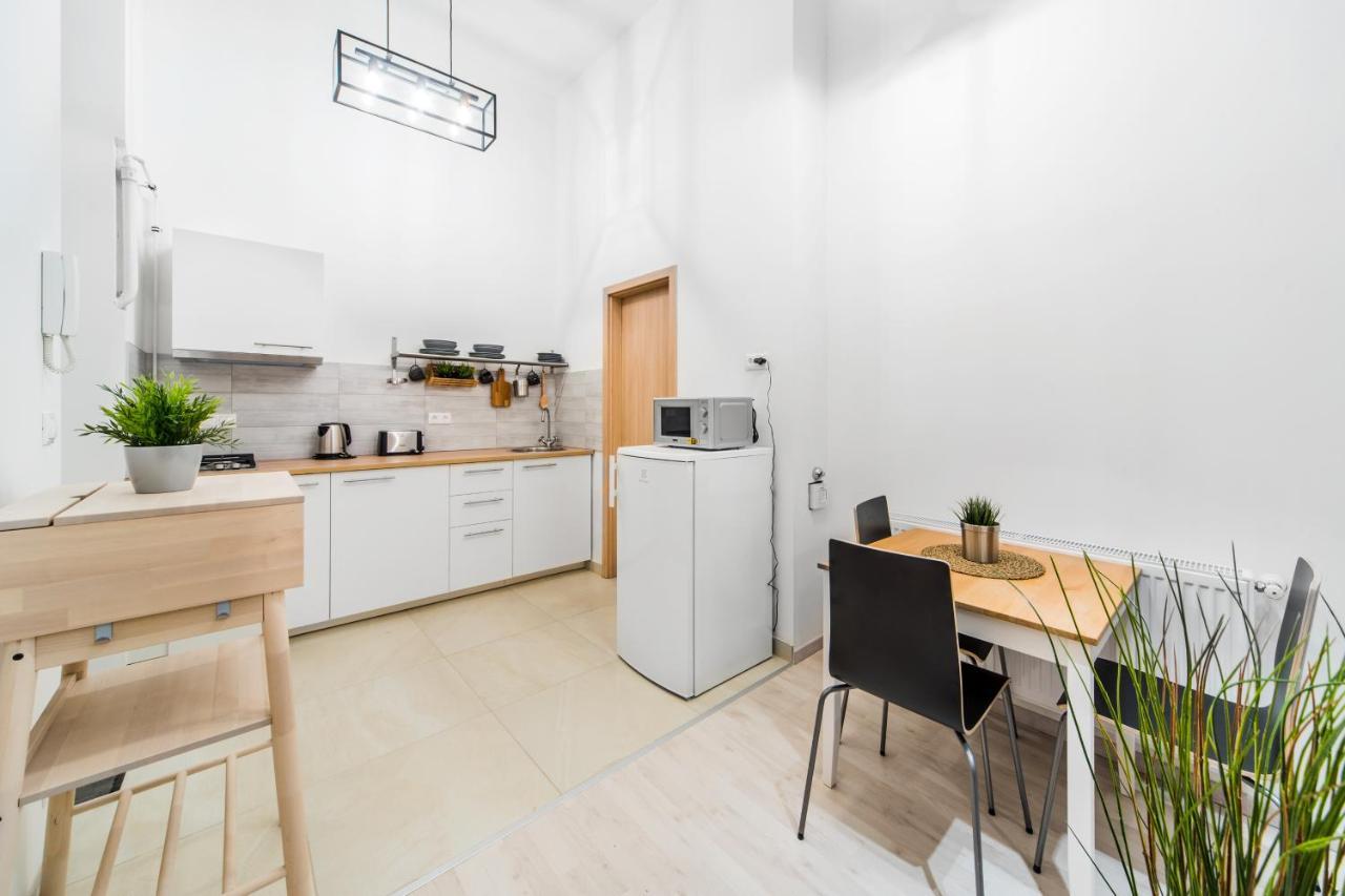Rakoczi Apartment *