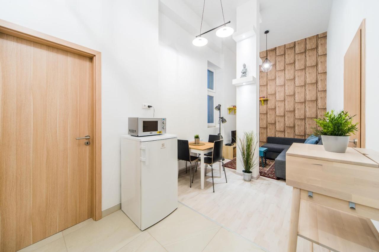 Rakoczi Apartment *