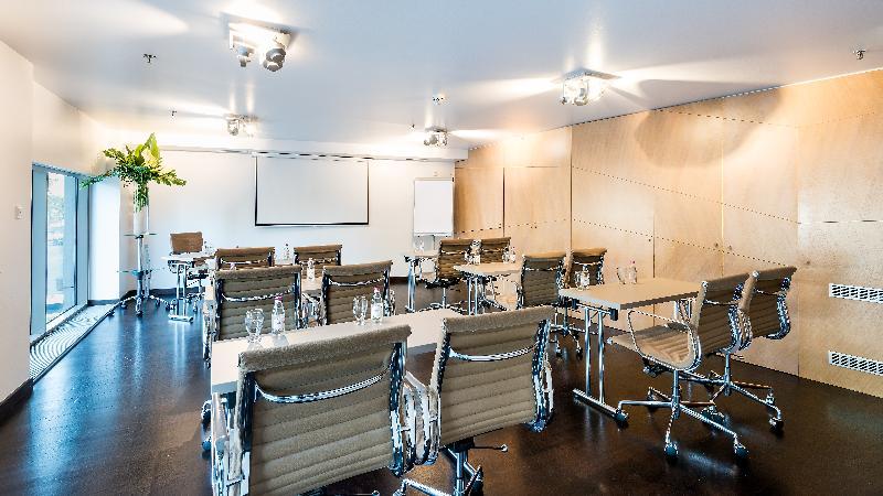 Lanchid 19 Design Hotel 4*