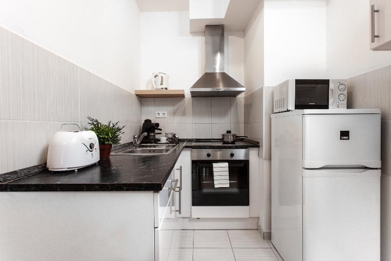 Maple Tree Budget Apartment *