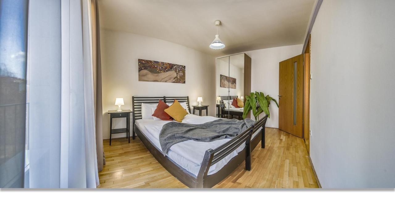 Avantgarde Apartahotel 4*