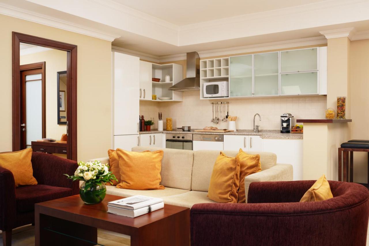 Corinthia Hotell 5*