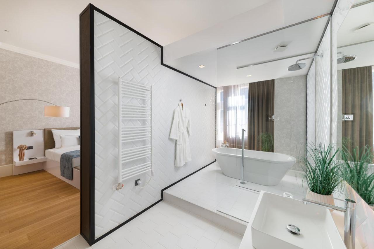 Vision By Continental Group Budapest