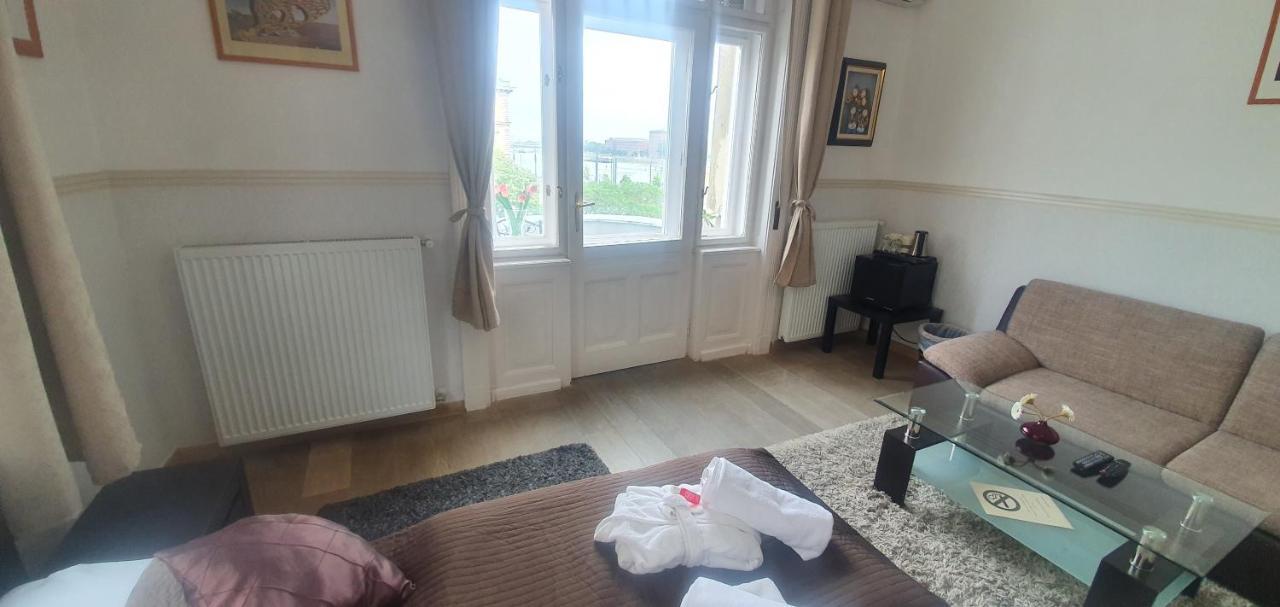 Butterfly Danube Bed & Breakfast