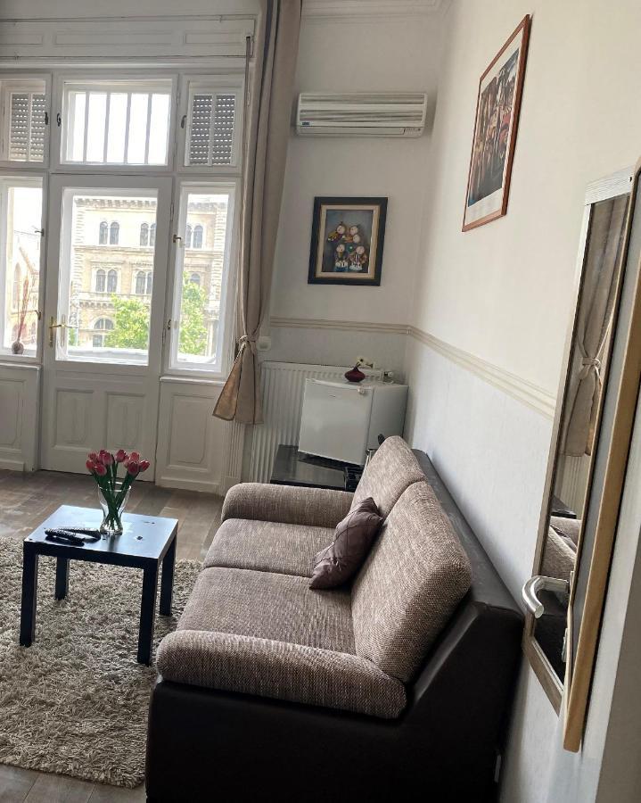 Butterfly Danube Bed & Breakfast Budapest