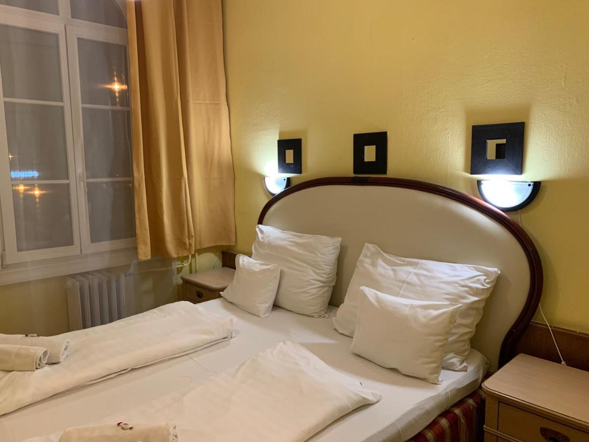 Omnibusz Hotel 3*