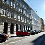 Ecostay Apartment Zoltan Street
