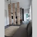 Cozy Design Downtown Apartment