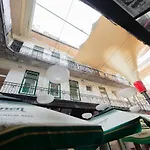 Budapest Party Hostel At Udvarom