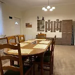 Budapest Wigwam 140 M2