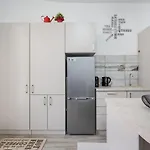 Bpr Embrody City Apartment