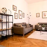 Contemporary City Apartment Vaci Utca