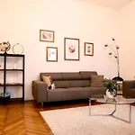 Contemporary City Apartment Vaci Utca