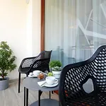 Silver Home Apartments