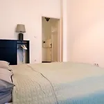 Contemporary City Apartment Vaci Utca