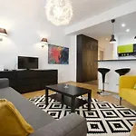 Standard Apartment By Hi5 - Center Of City Center