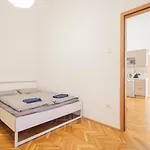 Basilica Two Bedroom Apartment