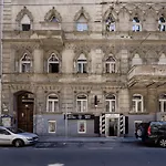 Downtown Circus Apartment