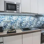 Luxury Gold 2 Bedroom Apartment