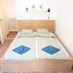 N28 Condo Apartment Next To Andrassy.