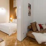 Exclusive Eoetvoes Apartment