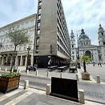 Sas Street Luxory Apartment