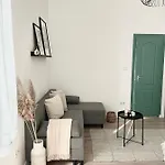 Cozy Apartment In Central Budapest