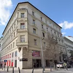 Budapest Eye Apartment