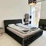 L8 Guesthouse