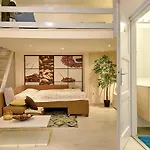 Lane Studio With Gallery