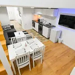 Lovely Studio Flat In Damjanich Street - Leonard