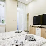 Szalag Utca 6 Luxurious Flat Castle District