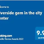 Riverside Gem In The City Center